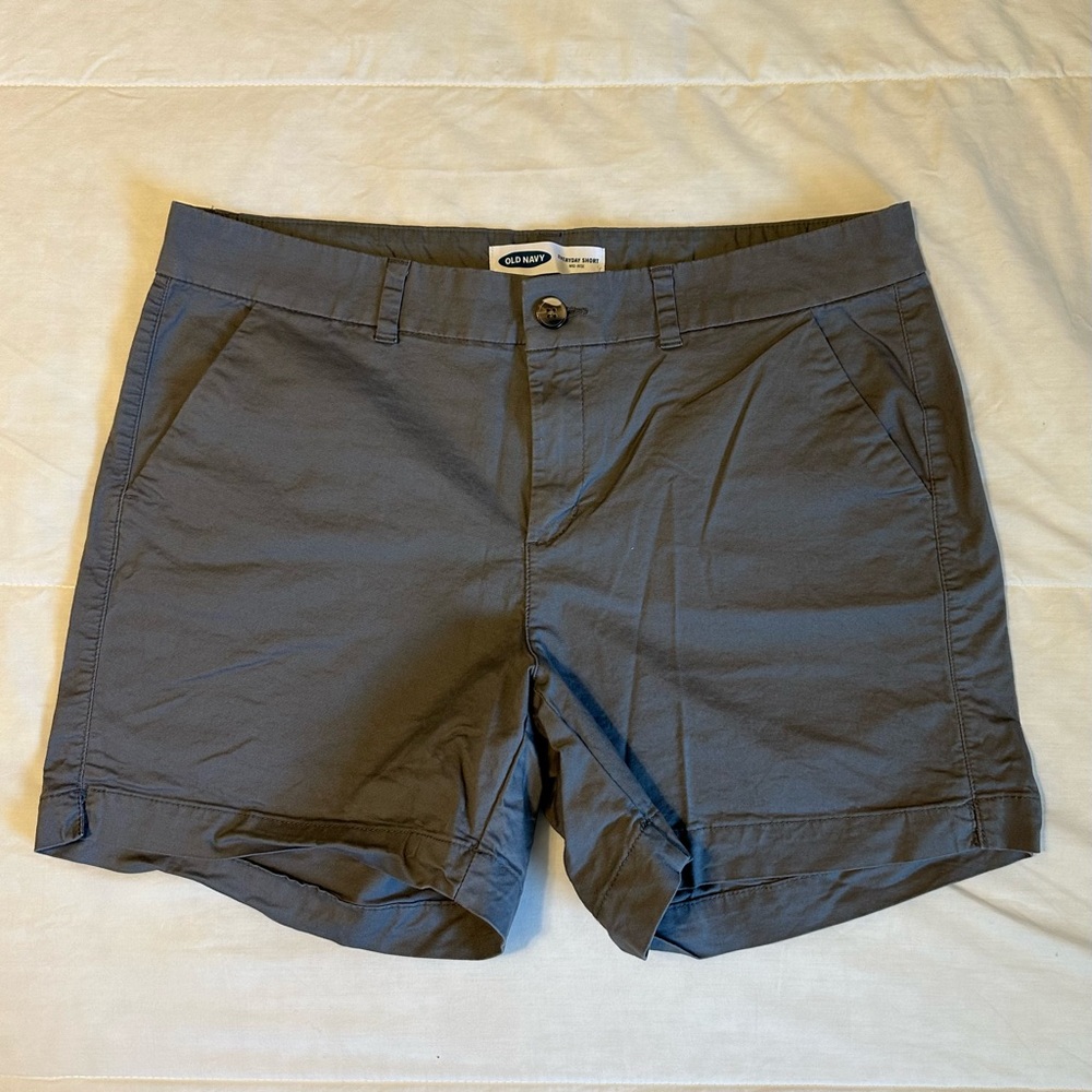 Women’s Gray Everyday Short Mid Rise Size 14 by Old Navy